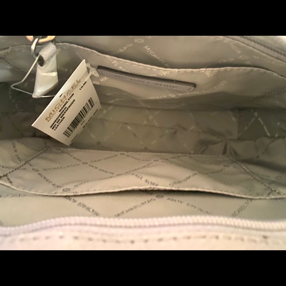 💕NEW MICHAEL KORS LEATHER X-BODY BAG - Picture 6 of 12